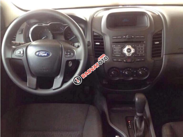 Cao Bằng Ford cần bán xe Ford Ranger XLS 4x2 AT, năm sản xuất 2017, nhập khẩu LH 0974286009-5