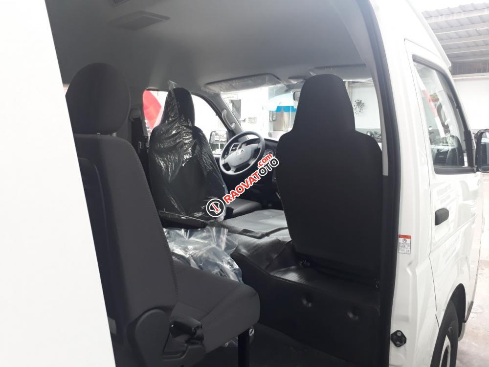 Bán xe Toyota Hiace Diesel đời 2018, màu trắng và bạc, nhập khẩu giao ngay-8