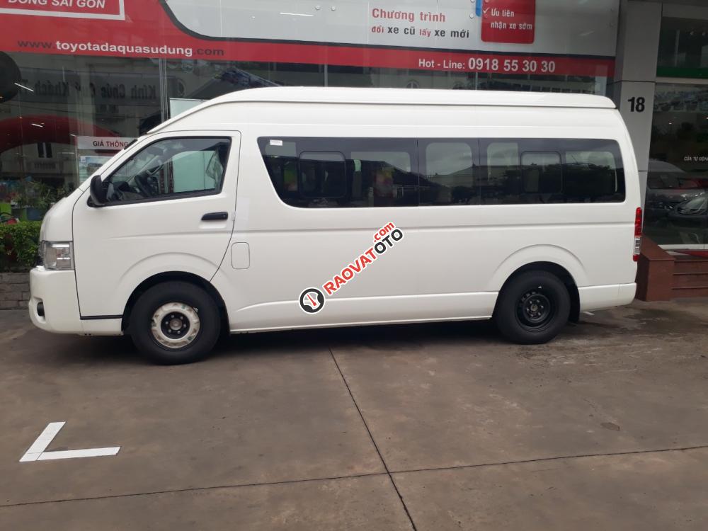 Bán xe Toyota Hiace Diesel đời 2018, màu trắng và bạc, nhập khẩu giao ngay-2