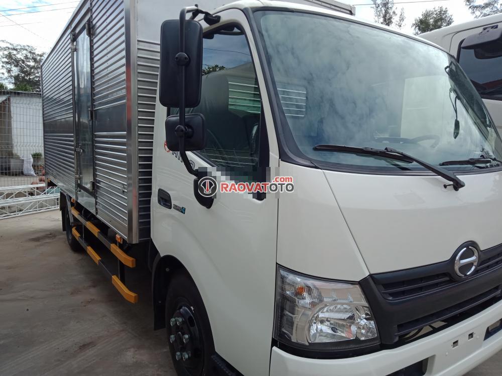 Xe Mới Hino 300 Series Xzu 720 2017-5