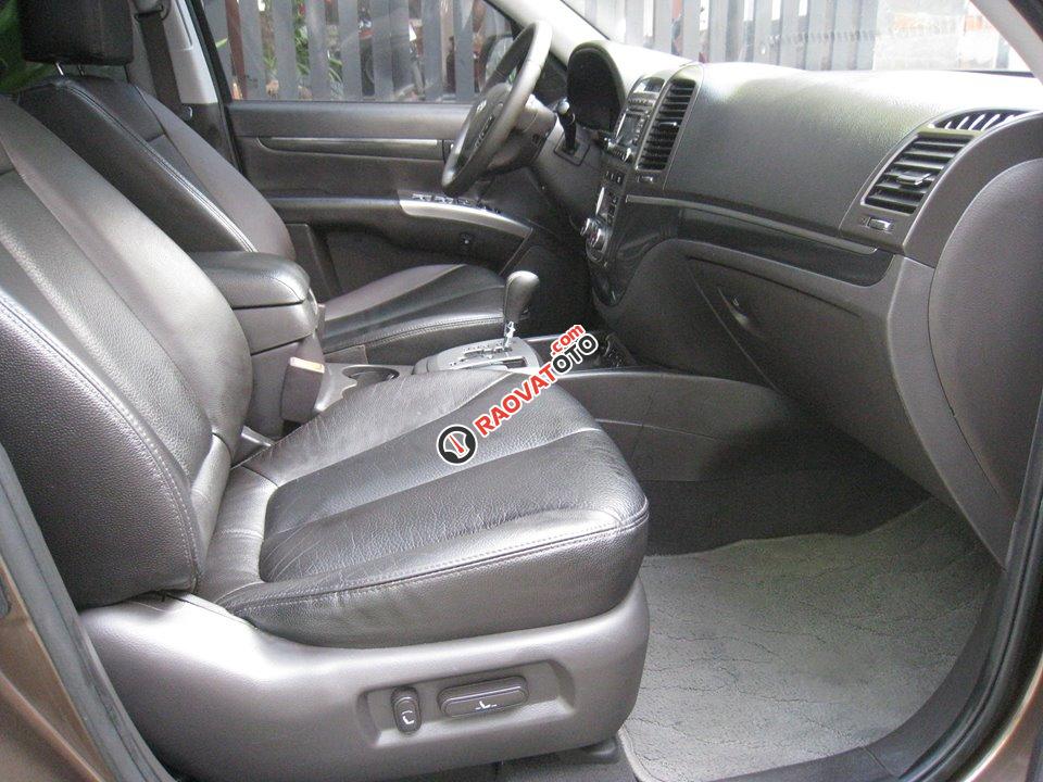 Cần bán Hyundai Santafe 2012 tự động, máy dầu, nâu vàng cực đẹp-6