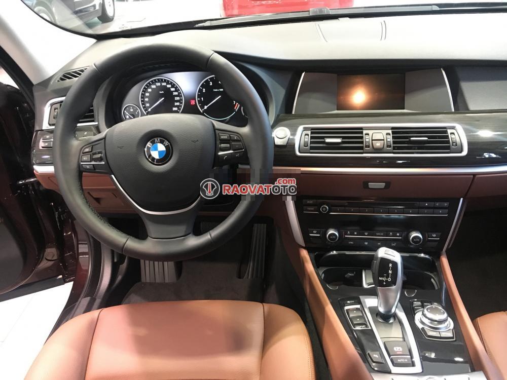 Xe Mới BMW 5 528i GT 2018-8