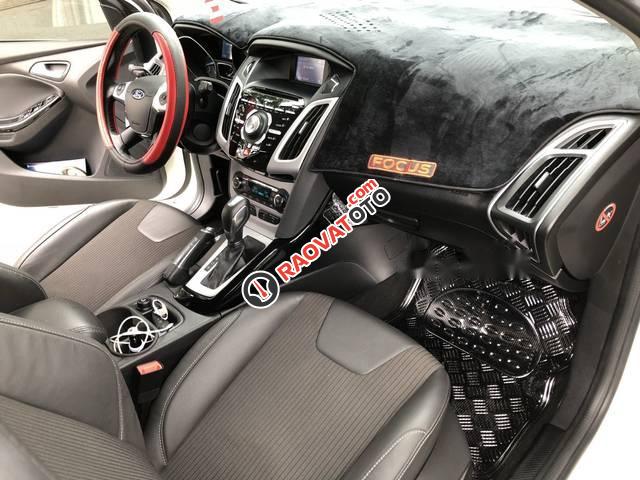 Bán xe Ford Focus 2.0 năm 2015, model 2016-1