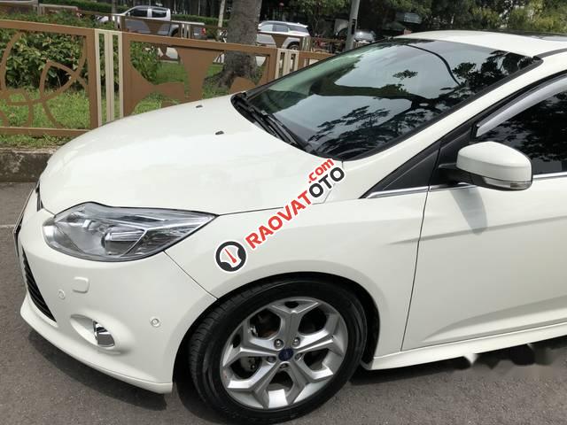 Bán xe Ford Focus 2.0 năm 2015, model 2016-2