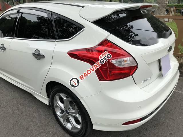 Bán xe Ford Focus 2.0 năm 2015, model 2016-4