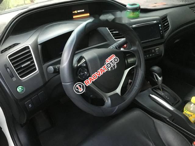 Bán Honda Civic 2.0 đời 2016, màu trắng, xe còn thơm mùi xe mới-3
