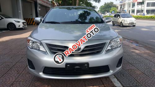 Bán Toyota Corolla XLi sản xuất năm 2011, màu bạc-10