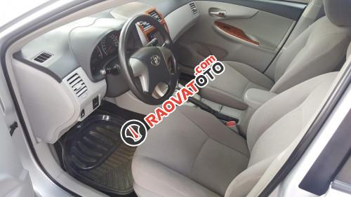Bán Toyota Corolla XLi sản xuất năm 2011, màu bạc-6