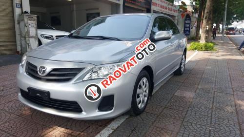 Bán Toyota Corolla XLi sản xuất năm 2011, màu bạc-9