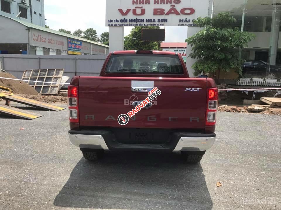 Hải Dương Ford Bán Ford Ranger XLT 2.2 MT 2017 màu đỏ mận, giá tốt nhất, hỗ trợ trả góp, LH 0974286009-3