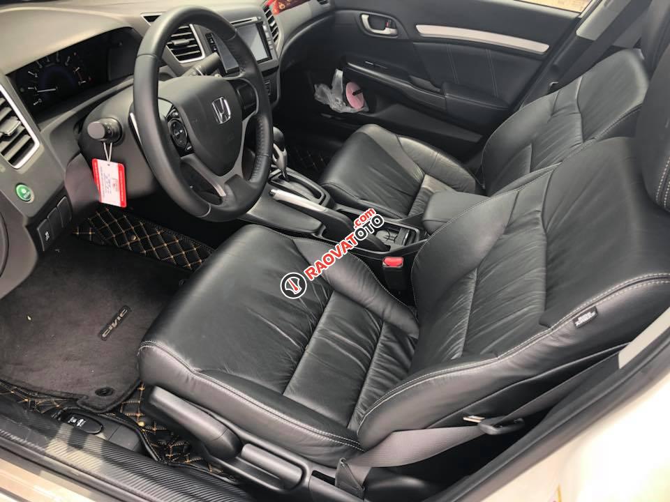 Cần bán Honda Civic 2.0 2016, màu trắng giá cạnh tranh-7
