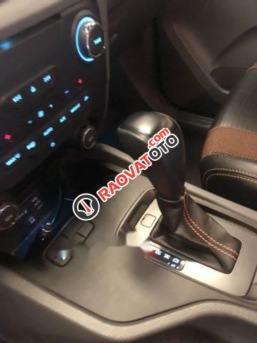 Bán xe Ford Ranger Wildtrack sản xuất năm 2016, màu bạc-5