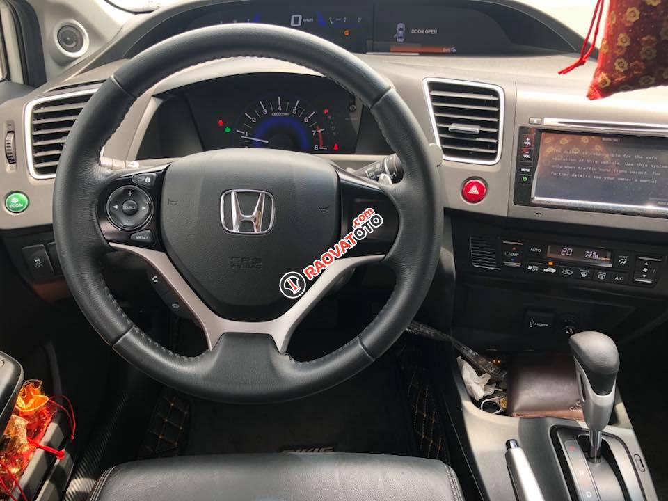 Cần bán Honda Civic 2.0 2016, màu trắng giá cạnh tranh-14