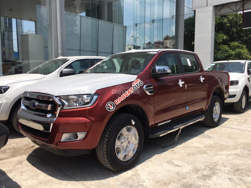 Hải Dương Ford Bán Ford Ranger XLT 2.2 MT 2017 màu đỏ mận, giá tốt nhất, hỗ trợ trả góp, LH 0974286009-4