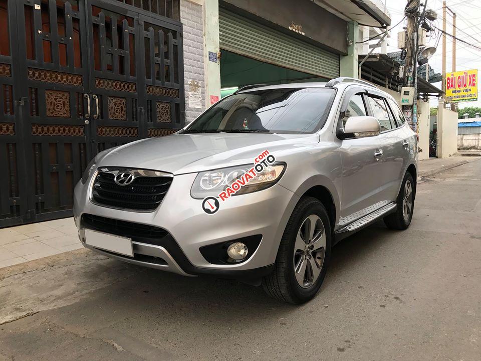Bán Hyundai Santa Fe màu bạc 2012, máy dầu, full option, số tự động nhập khẩu-2
