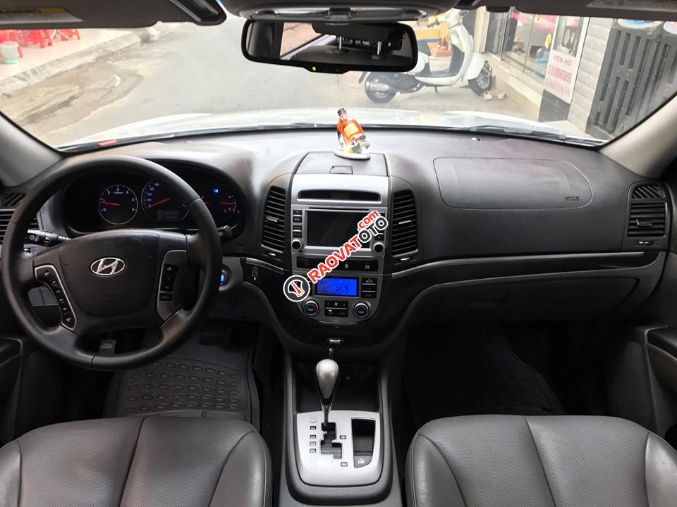 Bán Hyundai Santa Fe màu bạc 2012, máy dầu, full option, số tự động nhập khẩu-4