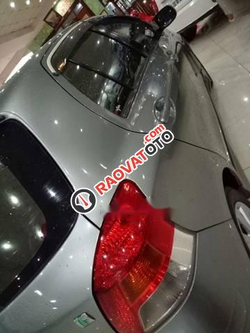 Bán Toyota Yaris AT sản xuất năm 2010, giá 415tr-2