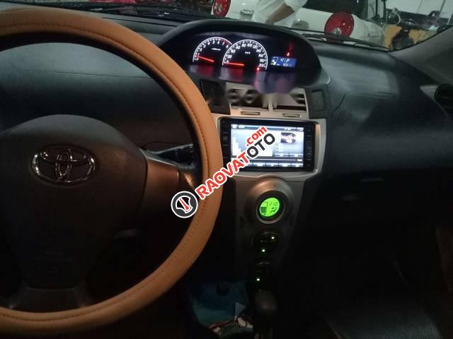 Bán Toyota Yaris AT sản xuất năm 2010, giá 415tr-0