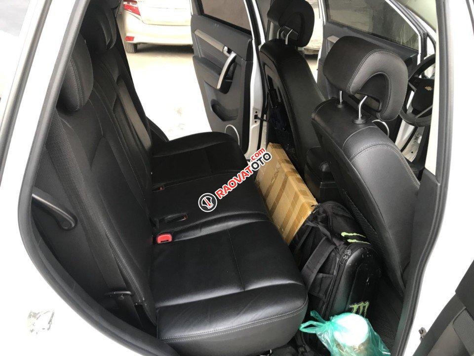 Bán xe Chevrolet Captiva Revv 2.4 đời 2016, màu trắng-5
