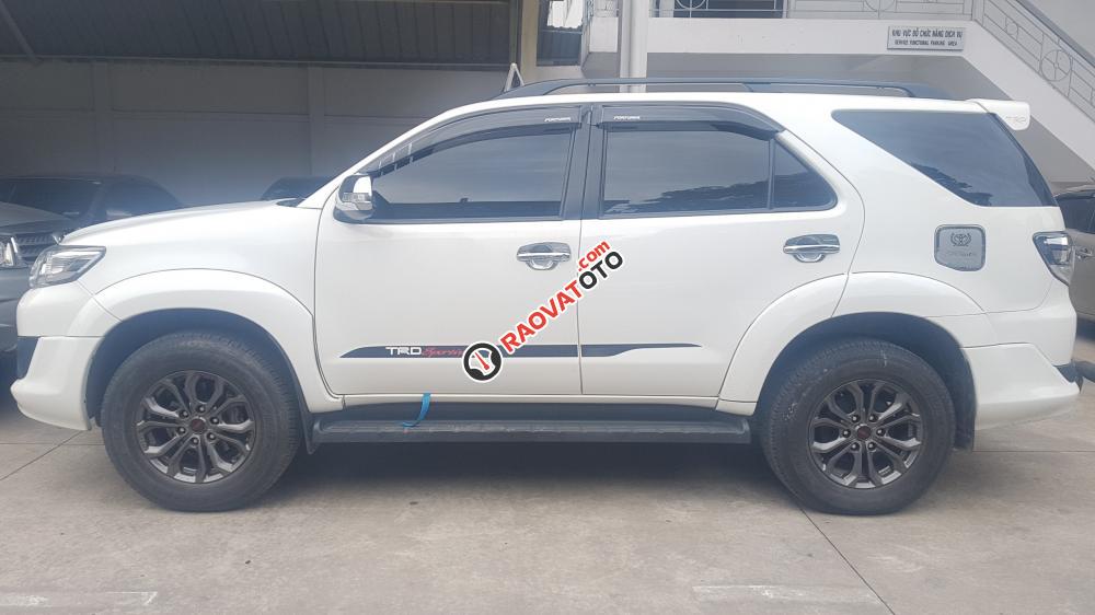 Bán xe Toyota Fortuner TRD Sportive 2014, số tự động 1 cầu, xem xe thích ngay, giá thương lượng-2
