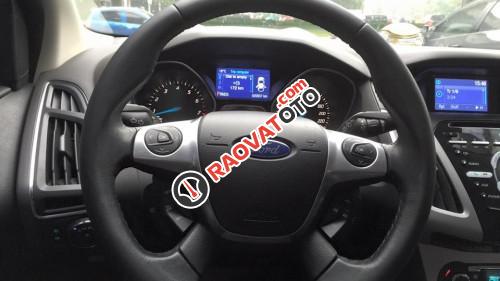 Bán Ford Focus 2.0 AT 2015, màu trắng-5