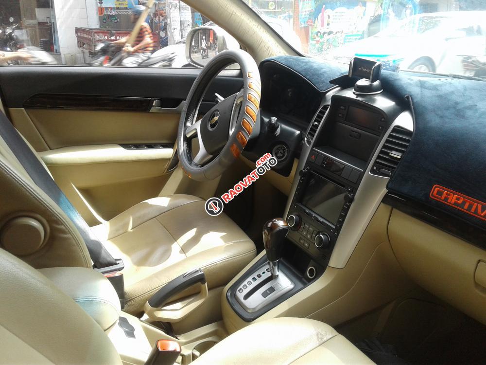 Chevrolet Captiva LTZ 5/2012, tự động, màu bạc-4