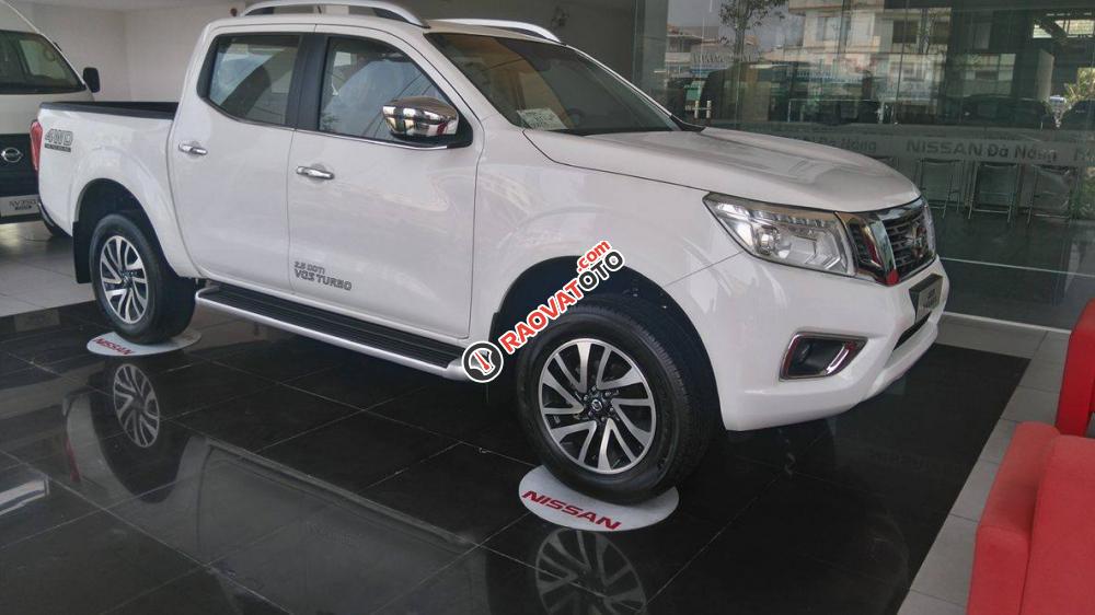 Bán ô tô Nissan Navara EL Premium, màu trắng,giao xe ngay .LH 0985.411.427-5