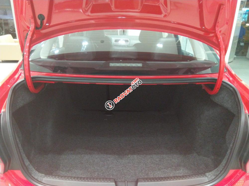 (VW Trường Chinh) Polo Sedan 2016 nhiều màu giảm giá chỉ còn 620 triệu, liên hệ 0938 280 264 ngay để báo KM-8