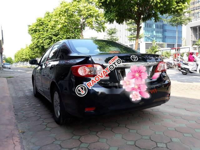 Bán Toyota Corolla altis đời 2010, màu đen, giá tốt-4