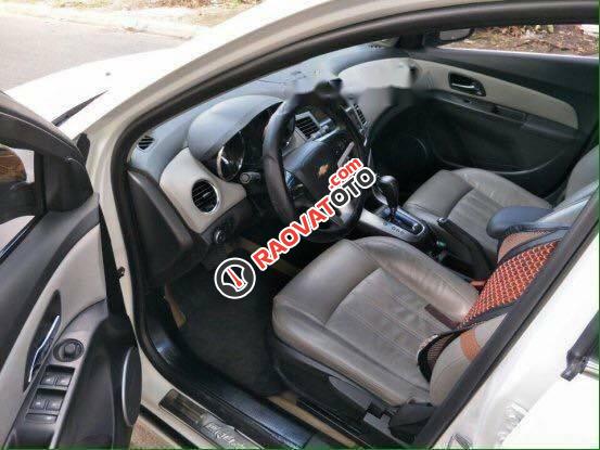 Cần bán lại xe Chevrolet Cruze 1.8LTZ sản xuất năm 2014, màu trắng-3