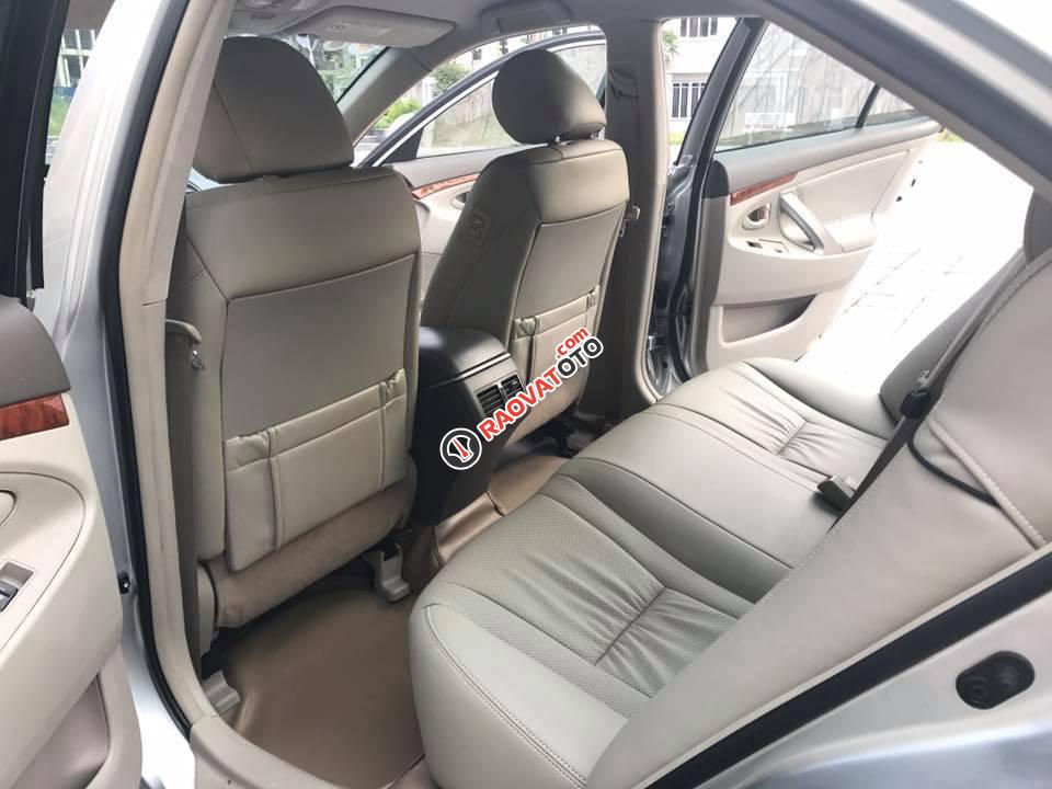 Lên đời xe nên cần bán xe Camry 2008 AT màu bạc bản full đẹp-4