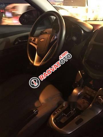 Cần bán lại xe Chevrolet Cruze LTZ 1.8 đời 2016, màu trắng, giá tốt-1