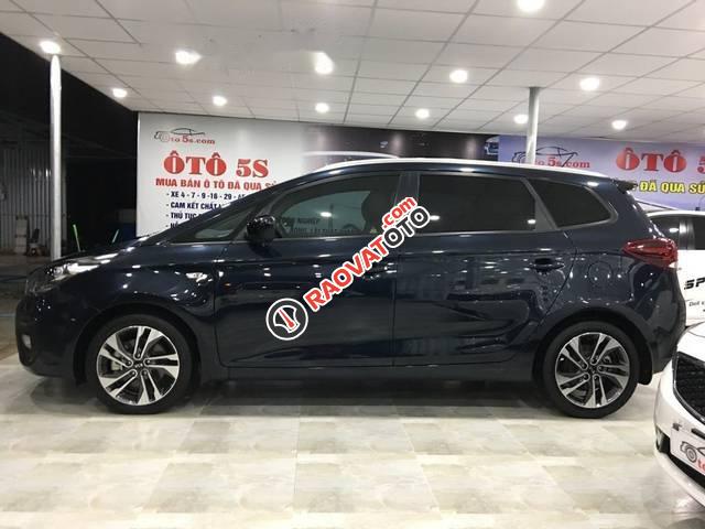 Bán Kia Rondo 7 chỗ, số sàn, màu xanh đen, nội thất kem, form mới mâm xoắn, sản xuất tháng 10/2017-0