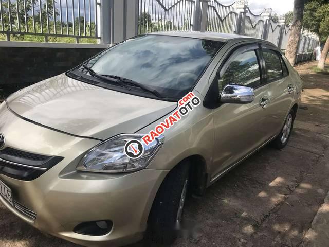 Bán Toyota Vios E sản xuất năm 2007, màu vàng xe gia đình, giá tốt-0