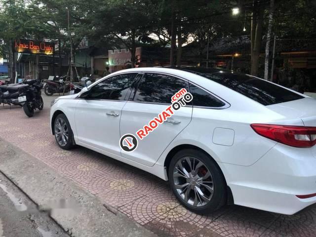 Cần bán gấp Hyundai Sonata AT sản xuất năm 2015, màu trắng, nhập khẩu -4