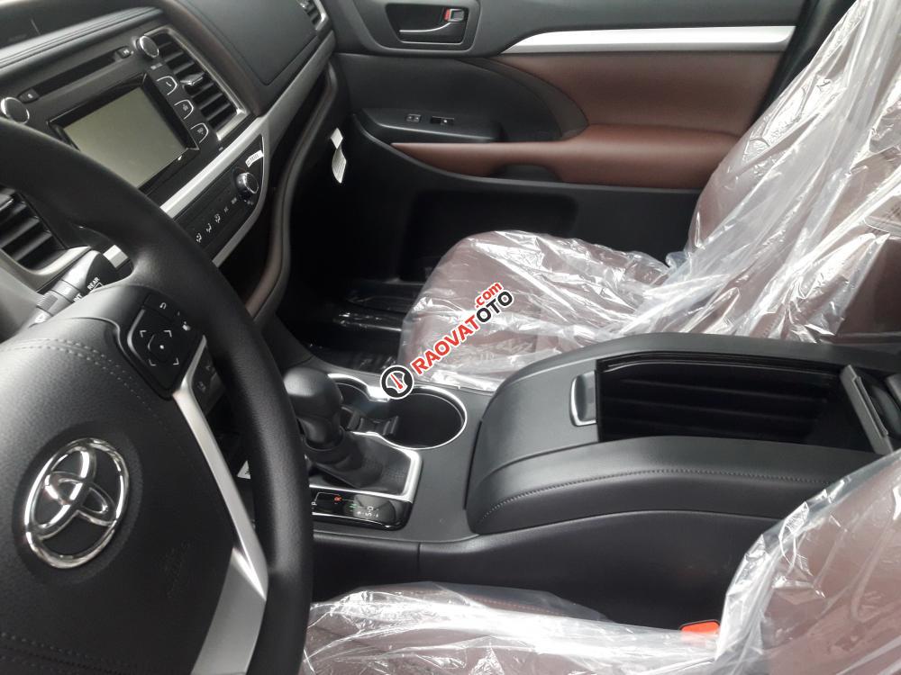 Bán Toyota Highlander đời 2017, màu nâu, nhập khẩu-4