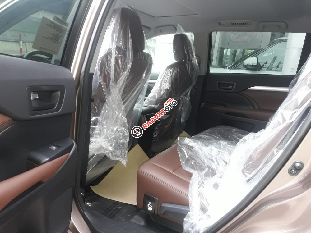 Bán Toyota Highlander đời 2017, màu nâu, nhập khẩu-10