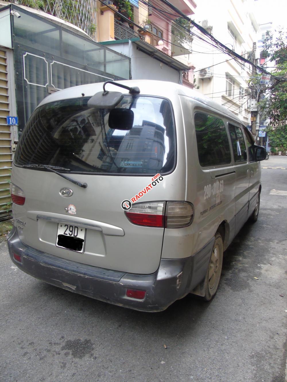 Cần bán Hyundai Starex GRX sản xuất năm 2004, màu bạc, xe nhập, giá chỉ 190 triệu-3