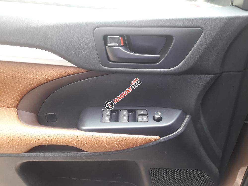 Bán Toyota Highlander đời 2017, màu nâu, nhập khẩu-6