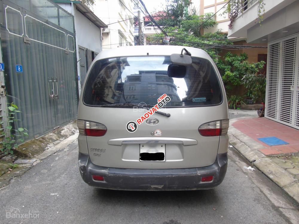 Cần bán Hyundai Starex GRX sản xuất năm 2004, màu bạc, xe nhập, giá chỉ 190 triệu-2