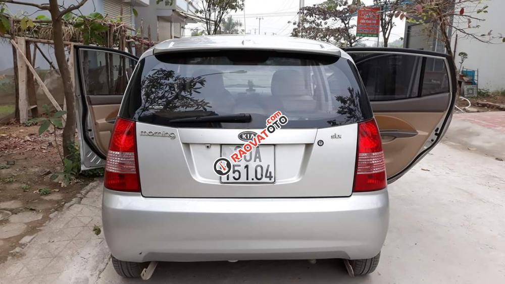 Cần bán Kia Morning SLX sản xuất 2004, màu bạc, nhập khẩu nguyên chiếc-5