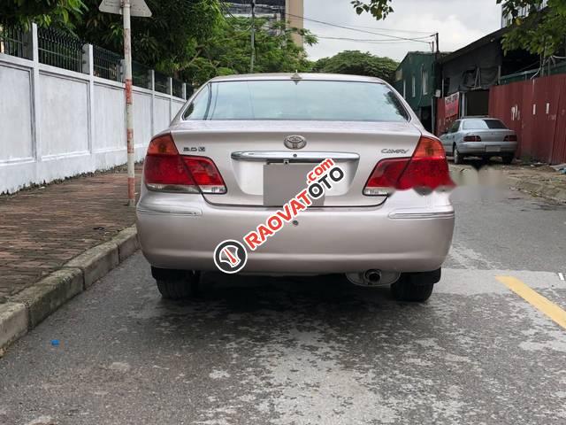 Cần bán xe Toyota Camry 3.0 sản xuất 2002 số tự động, 285tr-0