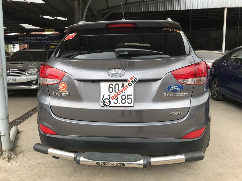 Bán Hyundai Tucson 4WD màu xám chuột nhập Hàn Quốc 2010 số tự động gốc Sài Gòn-8