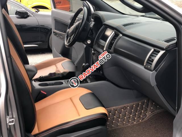 Bán Ford Ranger Wildtrack 3.2 đời 2015, màu bạc-2