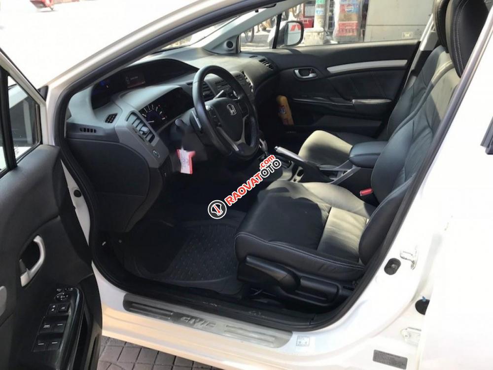 Bán Honda Civic 2.0 AT 2014, màu trắng-4