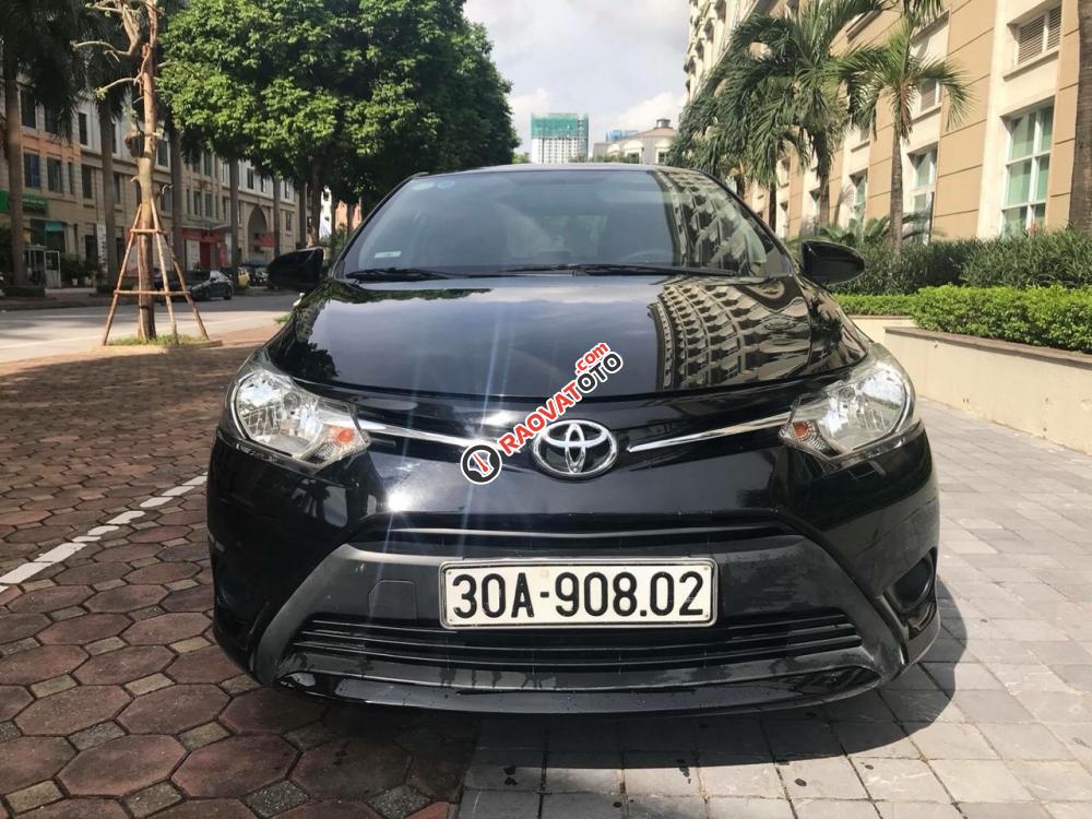 Cần bán xe Toyota Vios J sx 2015, số tay, màu đen, xe gia đình-3