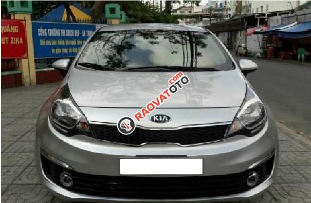 Cần tiền bán Kia Rio 2016, số tự động, màu bạc, mới ken-4