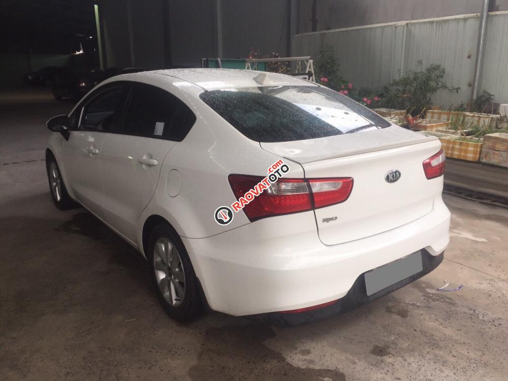 Cần bán xe Kia Rio 2016 số tự động, màu trắng nhập Hàn Quốc-3