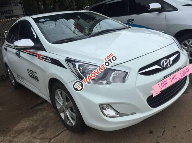 Bán Hyundai Accent AT năm sản xuất 2012, màu trắng, xe nhập-0