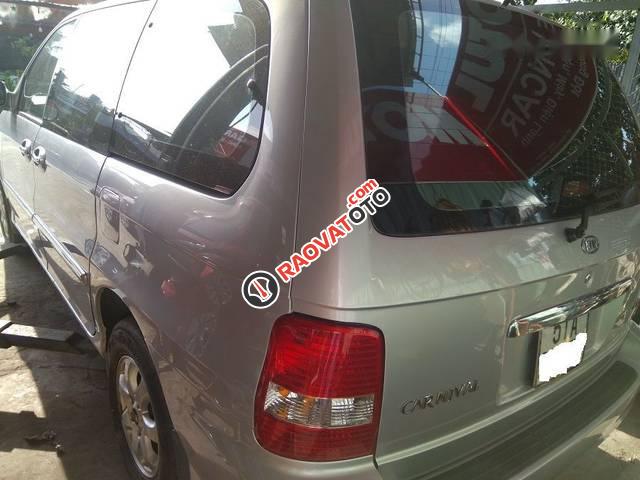 Bán xe Kia Carnival GS sản xuất 2007 số sàn, màu hồng phấn-4